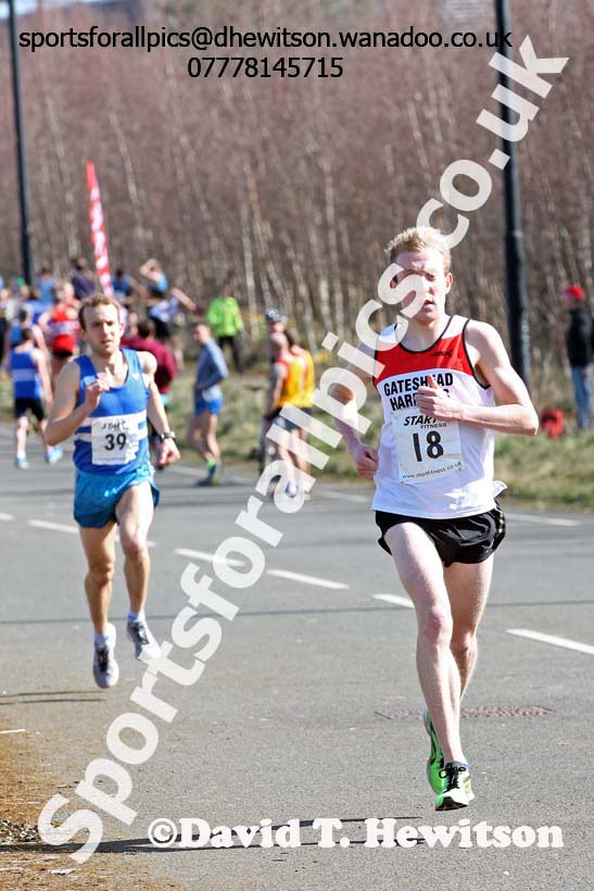 Senior mens Elswick Harriers Good Friday Road Relays. Photo: David T. Hewitson/Sports for All Pics